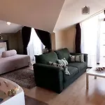 Velena Estambul