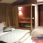 Velena Hotel 3*
